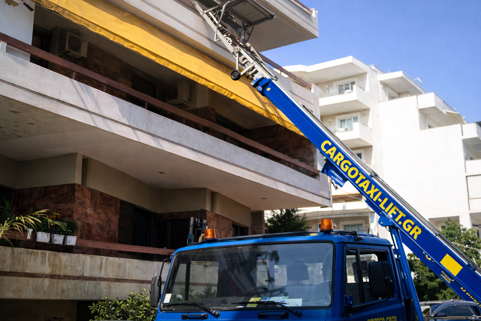Αναβατόριο μετακόμισης σε πολυκατοικία